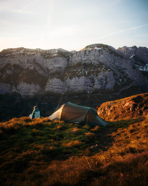 Nordisk Halland 2 LW - ultraleichtes Zwei - Personen - Tunnelzelt für Bikepacking JETZT MIETEN bei Eddy's Adventure