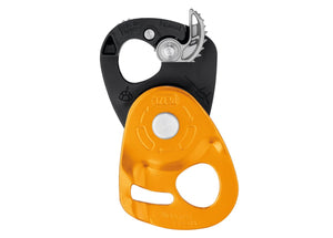 Petzl Micro Traxion - Leichte Seilrolle/Umlenkrolle mit Rücklaufsperre JETZT MIETEN bei Eddy's Adventure